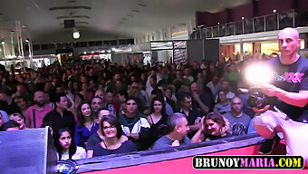 La Sensual Audición De Bruno Y Maria En Un Salón Español