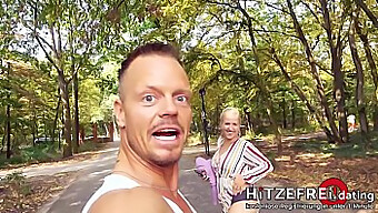 Unknown Man Has Sex With Jana Schwarz In A Park