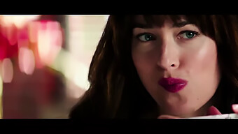 Fifty Shades Freed: A Bdsm Romance Featuring Dakota Johnson