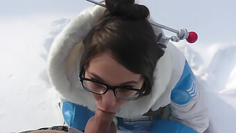 Cosplayed Mei From Overwatch Giving A Blowjob In The Cold