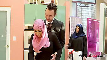 Ella Knox, Cô Con Gái Mặc Hijab, Trải Qua Những Ham Muốn Không Được Thỏa Mãn Cho Đến Khi Cha Cô Bước Vào