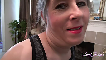 American Auntie With Big Natural Tits Guides You Through Workout