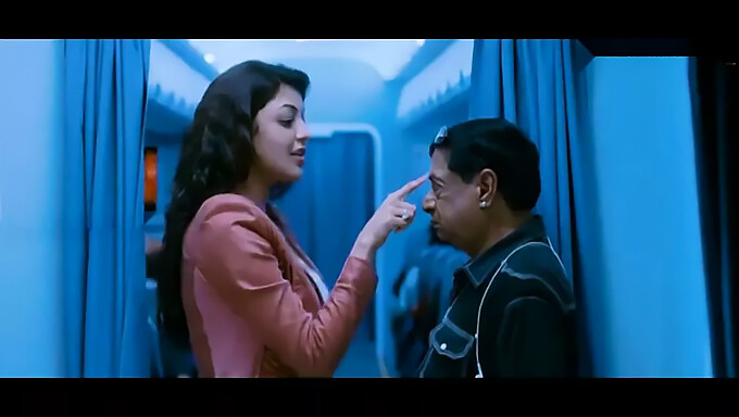 Penghormatan air mani terbaik Kajal Agarwal.