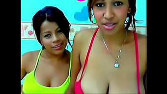 Spanish cam girls Dulce and Ana's passionate encounter