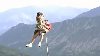 Tình Dục Mãnh Liệt Với Kết Thúc Cliffhanger