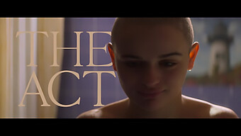 Joey King'S Sensual Performance In The Act Season 1 Episode 4