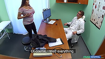 Pov Compilation Di Medici E Infermieri Impegnati In Atti Sessuali Con I Loro Pazienti In Un Ambiente Ospedaliero