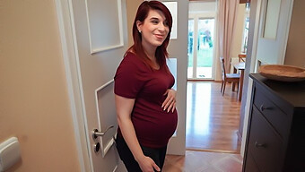 Femme Enceinte Reçoit Du Sexe Brutal Pour Une Aide Financière