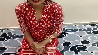 Amatör Genç Kız, Hot Desi Romantizminde 18+ Partneriyle Yaramazlık Yapıyor