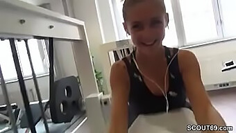 Harter Sex Des Kleinen Deutschen Teens Mit Einem Fremden Im Fitnessstudio