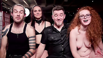 Eine Bdsm Swingerparty Im Dachgeschoss Mit Voyeuristischen Elementen