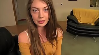 Elena Koshka csábító videója